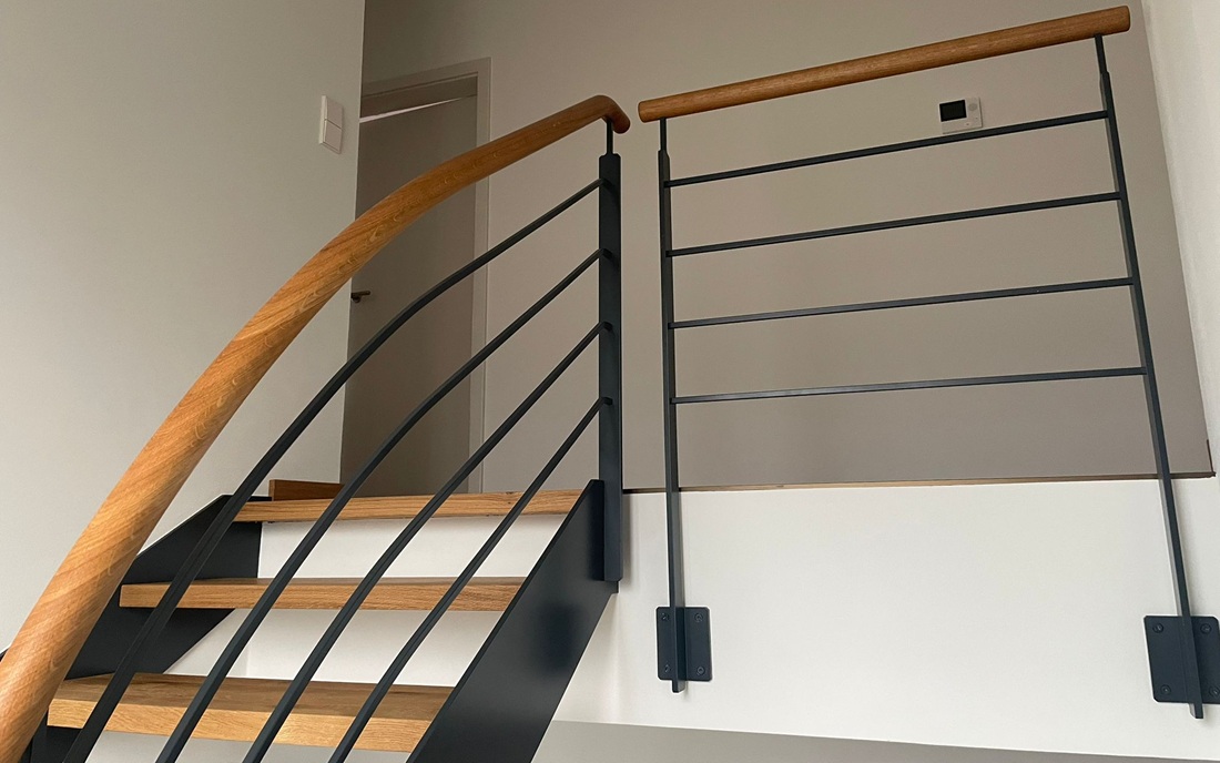 Treppe mit Stahlkonstruktion