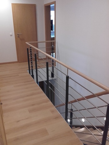 Treppe mit Stahlkonstruktion - einzigartig
