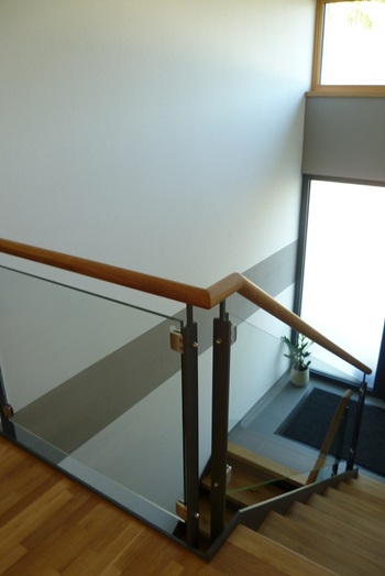 Treppe mit Glasfüllung - einzigartig