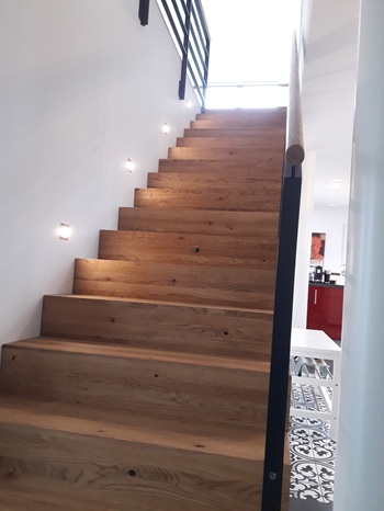 Treppe mit Stahlkonstruktion - einzigartig