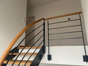 Treppe mit Stahlkonstruktion - einzigartig
